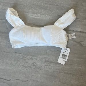 BNWT l* space gizelle top